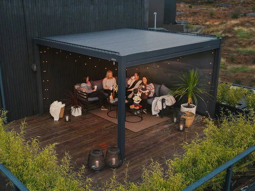 Pergola med planter