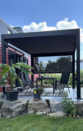 Pergola i hagen
