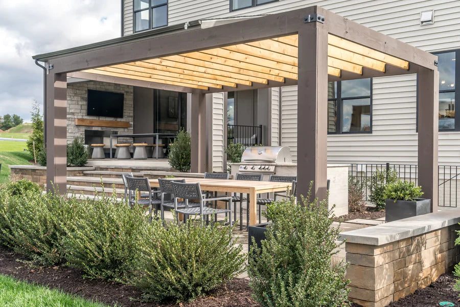 Hagepergola: 4 grunner til den ultimate hagedrømmen