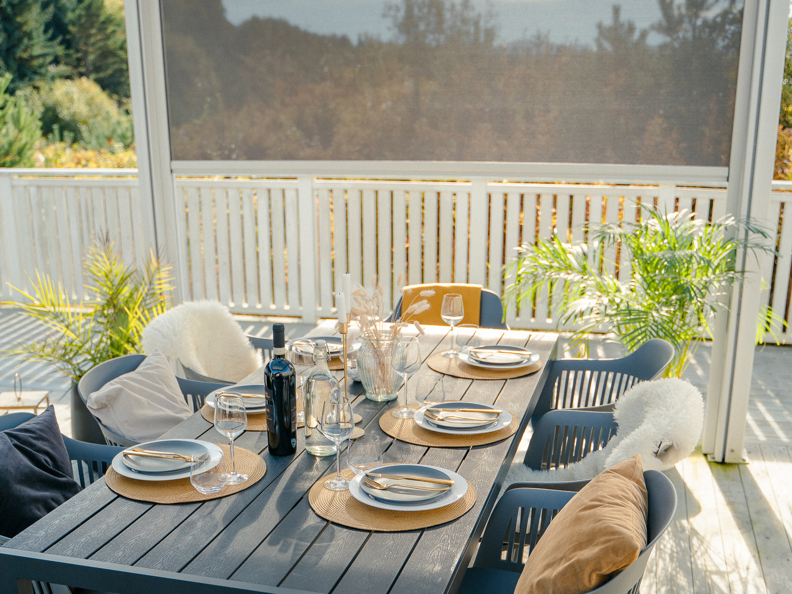 Solbeskyttelse på terrassen: Elegant beskyttelse