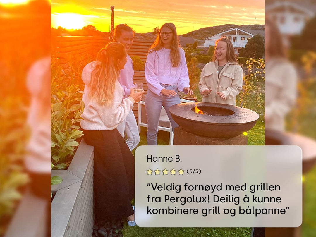 Pergolux cortenstål grill fire jenter griller i solnedgang